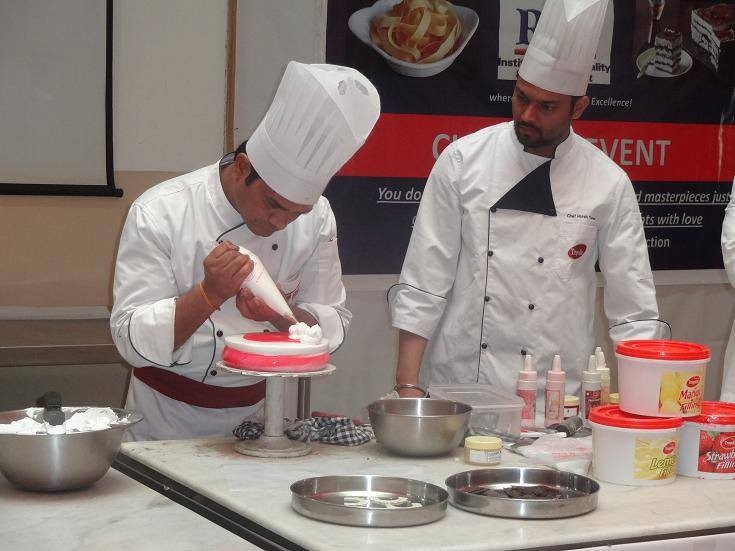 Confectionery Cake Making Art by Chef Suresh Kumar